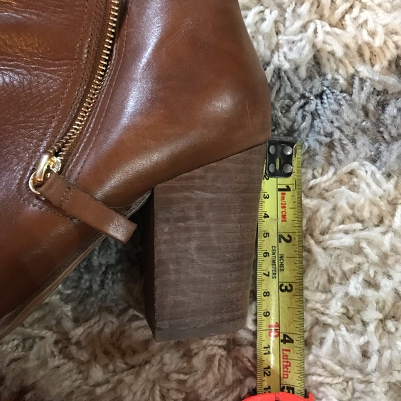 Aldo Zippered Ankle Boot - Picture 4 of 5
